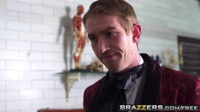 Brazzers - Shes Gonna Squirt - The Squirtarium of Doctor Danny Dickus scene starring Jasmine Webb an